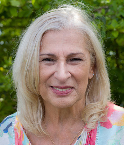 Theresa-400×465