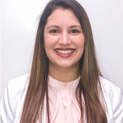 OUR TEAM PAGE Bio image – 400×400 Jamie Lenis