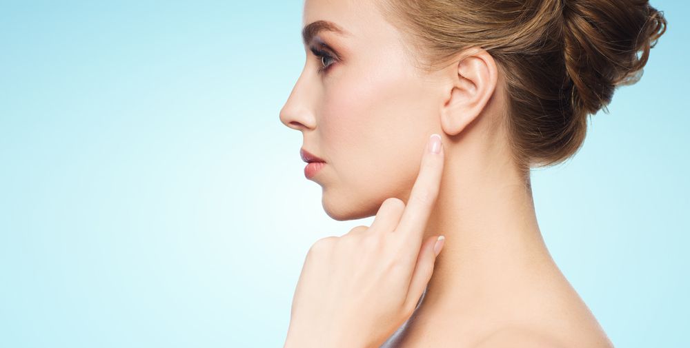 Repairing Torn Earlobes image | Green Dermatology
