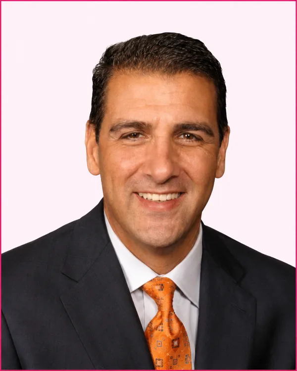 Headshot of Dr. Emil Abdalla, board-certified OB/GYN at Sawgrass Women’s Center in Pembroke Pines, FL