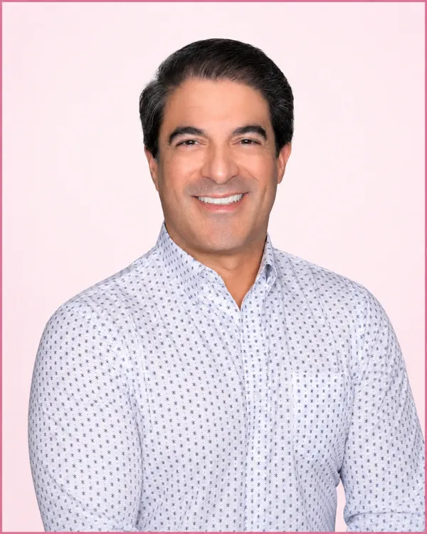 Headshot of Dr. Leonardo Catalano-Vazquez, board-certified OB/GYN at Sawgrass Women’s Center in Pembroke Pines, FL