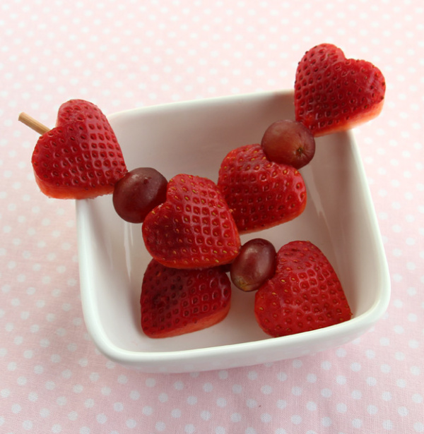 strawberry-kabobs-